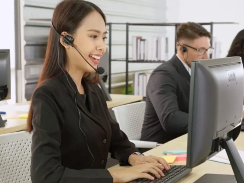 Hình ảnh đội ngũ hỗ trợ khách hàng chuyên nghiệp của qq88